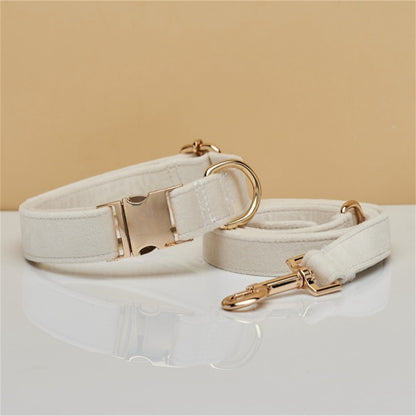 Ensemble Collier & Laisse en Velours avec Nœud Papillon pour Chien