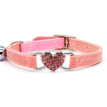 Collier Cœur pour Chat — Ajustable 21–26 cm