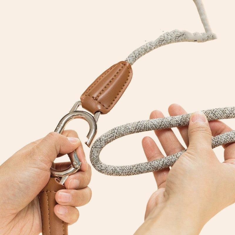 Laisse Mains Libres Bandoulière pour Chien — Nylon Gris Clair