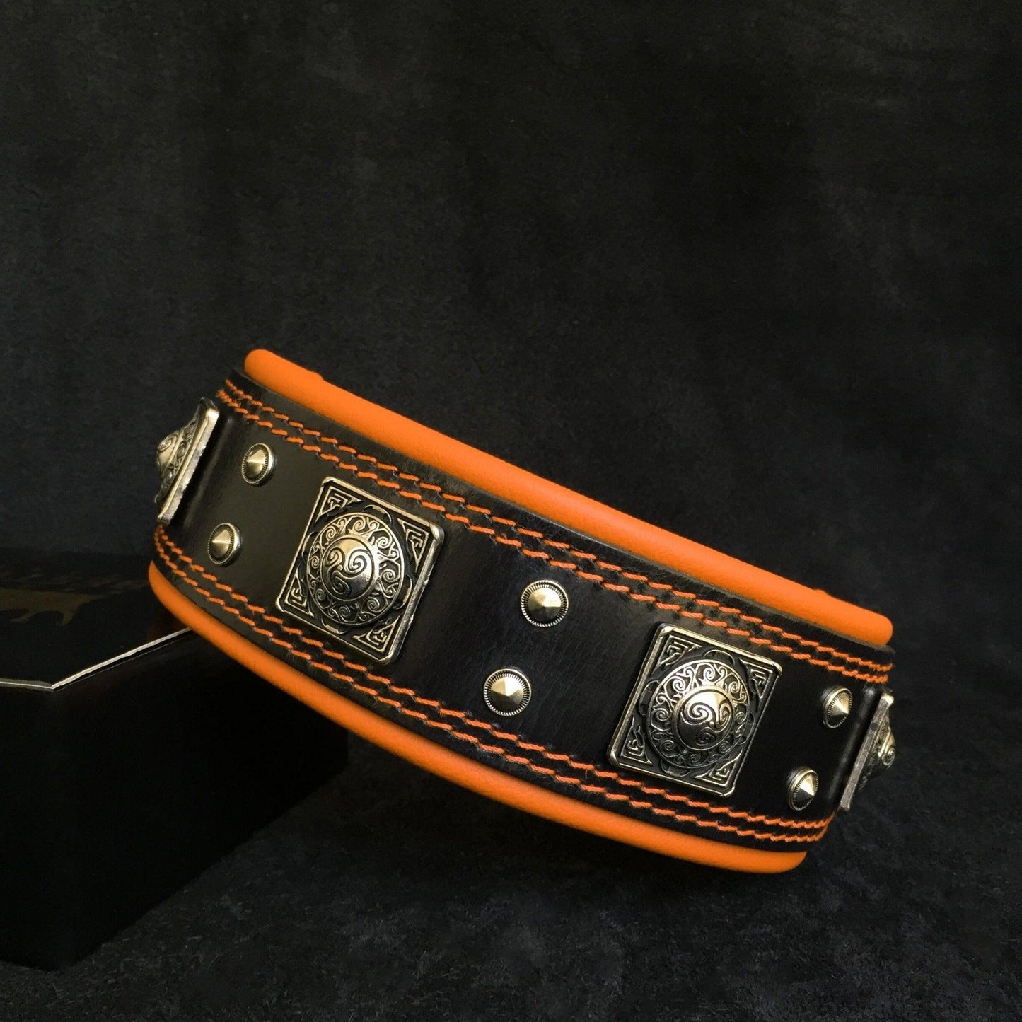 Collier "Eros" en Cuir Véritable pour Grand Chien — Rembourré & Artisanal
